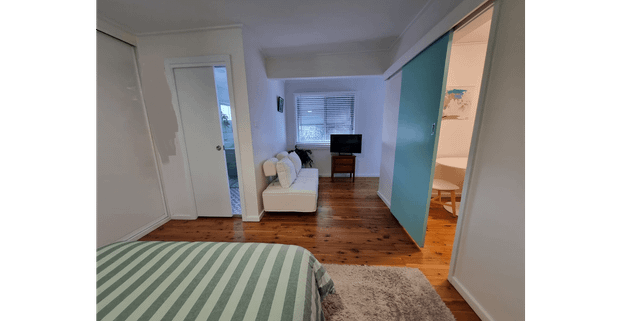 Fully Furnished 1-Bedroom Granny Flat – Short Term Stay - Photo 1