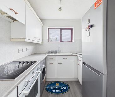 2 bedroom apartment to rent - Photo 6