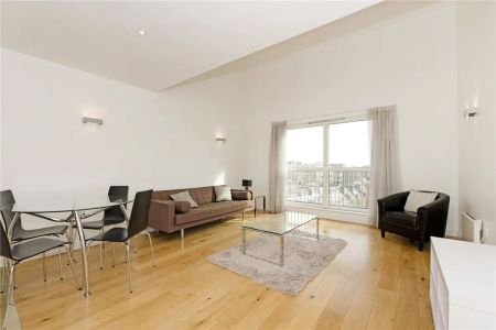 2 bedroom house in Bloomsbury - Photo 5