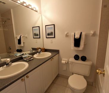 For Lease - 151 Townsgate Drive Unit# 83, Vaughan, Ontario - Photo 2