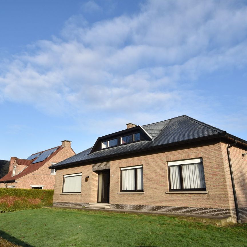 Ruim landhuis met 3 slaapkamers en tuin in Meerdonk - Foto 1