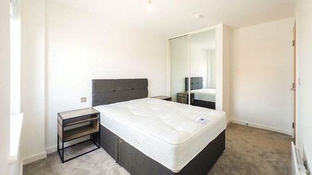 3 bedroom apartment to rent - Photo 2