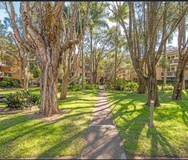 Freshwater - Photo 1