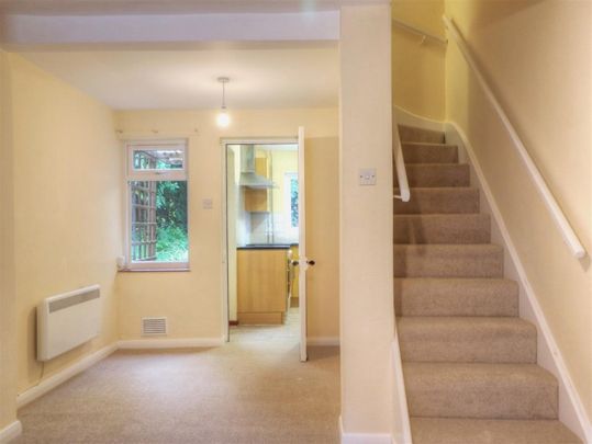 2 BED Terraced House To rent - Photo 1