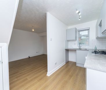 FALCON MEWS MORLEY LEEDS - Photo 5