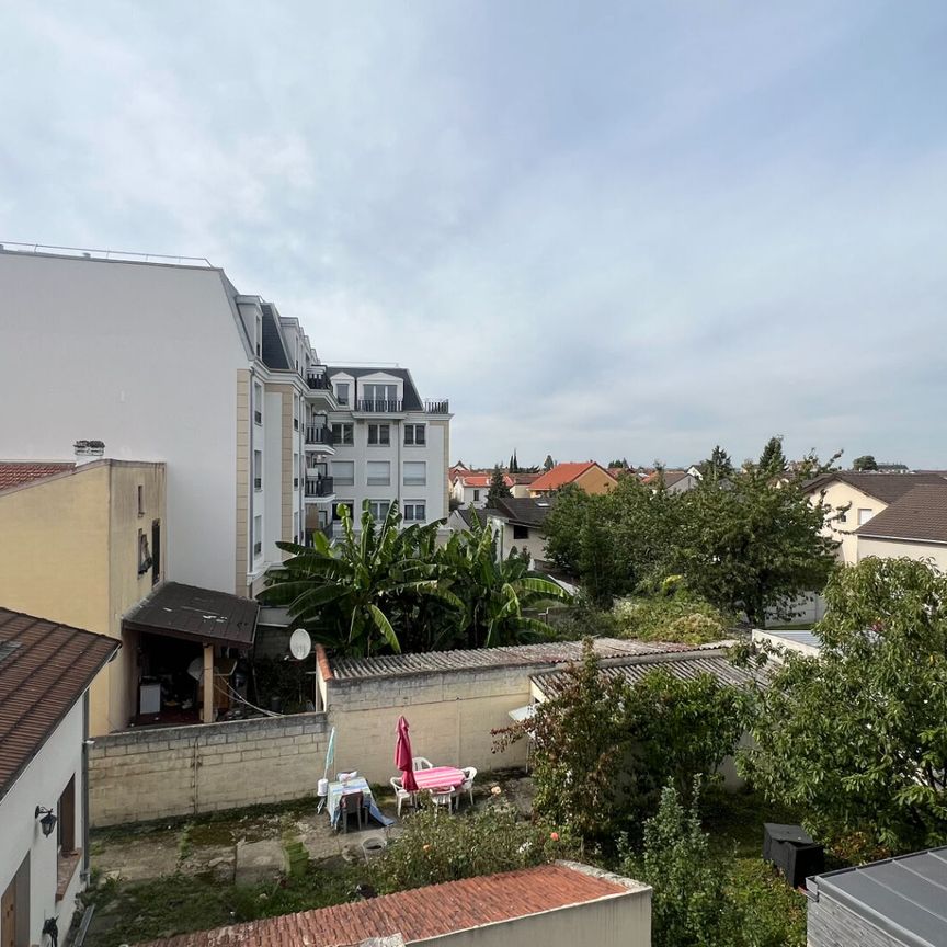 Appartement a louer Le Blanc Mesnil - Loyer €690/mois charges comprises ** - Photo 1