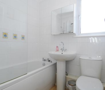 West Hill Road, Plymouth - Photo 2