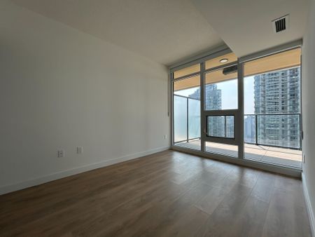 For Lease - 1 Concord CityPlace Way Unit# 1908, Toronto, Ontario - Photo 2