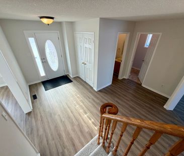 For Lease - 302 Livingstone Street Unit# UPPER, Barrie, Ontario - Photo 6