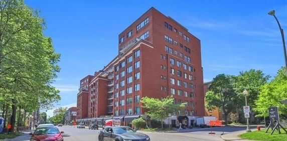 Furnished 1 Bed - 200 Kensingon, Westmount - Photo 2