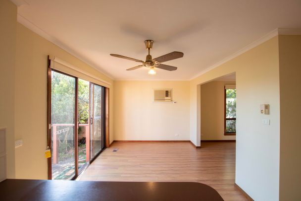 WHAT A LOCATION AND COSY PROPERTY TO CALL HOME!!! - Photo 1