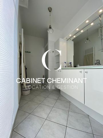 Location Appartement 4 pièces 93m² - Photo 4