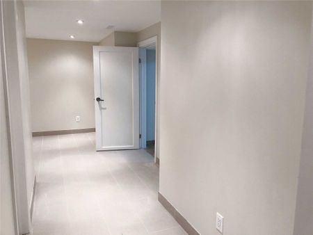 For Lease - 360 East Avenue Unit# Lower, Toronto, Ontario - Photo 4
