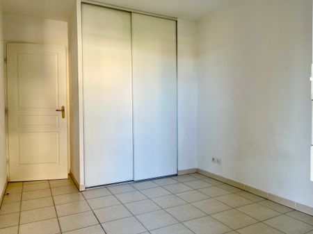 Location Appartement 2 pièces 50m² MONTPELLIER 34000 - Photo 2