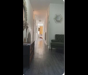 Room in a Shared Flat, Hall Tower, W2 - Photo 1