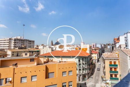 Piso de alquiler en Carrer D'en Colom, El Mercat - Photo 4