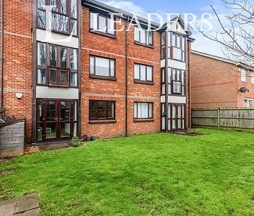 Farriers Road, KT17 - Photo 1