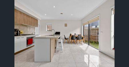 7/18 James Street, Pakenham, Vic 3810 - Photo 5