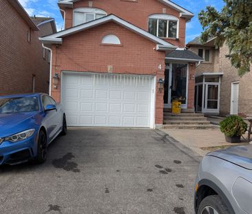 For Lease - 4 Bayel Crescent, Richmond Hill, Ontario - Photo 1