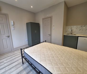 Rossmore Road, BH12 2HJ, Poole - Photo 3