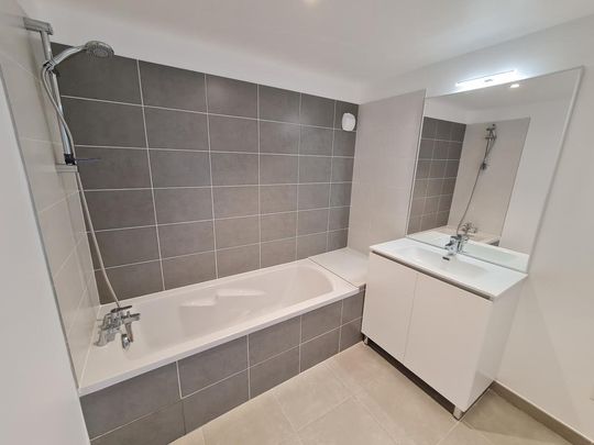 Location Appartement 2 pièces 43m² ST PRIEST 69800 - Photo 1