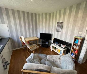 Charter Avenue, Coventry, CV4 - Photo 6