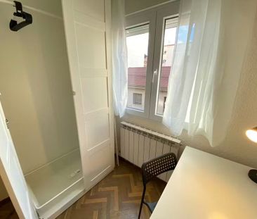 Calle del Doctor Bellido, Madrid, Community of Madrid 28018 - Photo 3