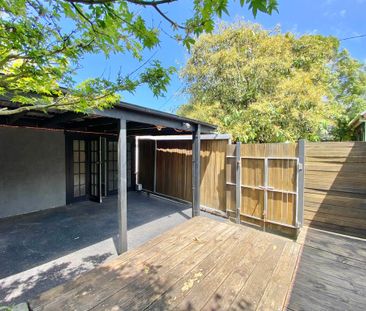 121 Bruce Street, Cooks Hill - Photo 6