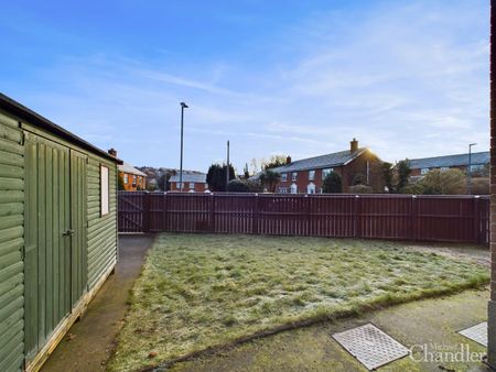 22 Beaufort Avenue, Belfast, BT8 7TY - Photo 5