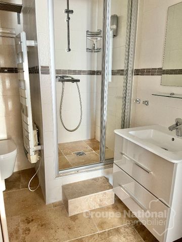 Location Appartement 2 pièces 42m² - Photo 3