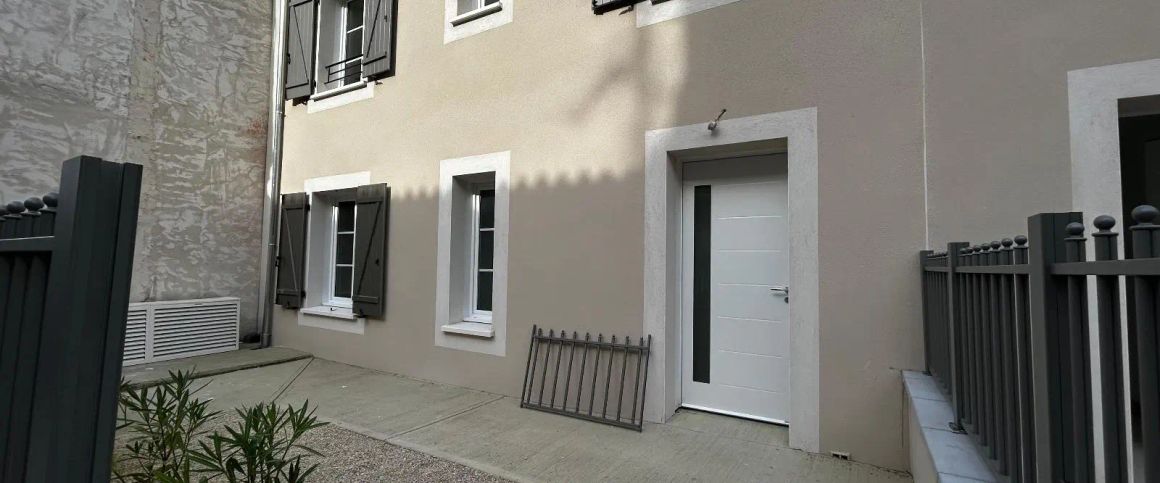 Maison à louer 5 pièces 105m² - Photo 1