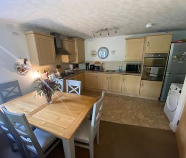 Plymyard Court, Bromborough - Photo 4