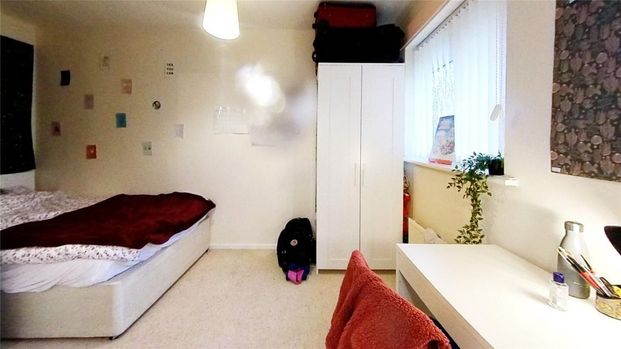 6 bedroom house to rent - Photo 1