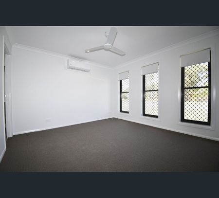 13 Washpool Road, Gracemere, Qld 4702 - Photo 5