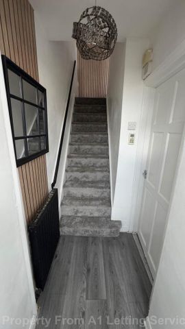 2 bedroom terraced house to rent - Photo 5