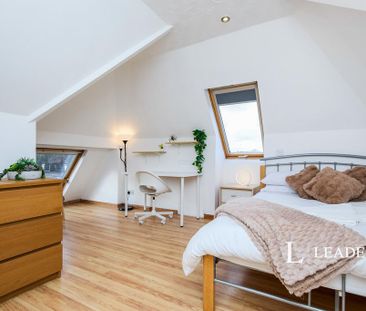 5 bedroom semi-detached house to rent - Photo 3