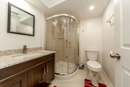 Detached Home For Lease | E9239530 - Photo 5