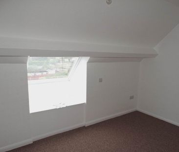 2 bedroom maisonette to rent - Photo 5