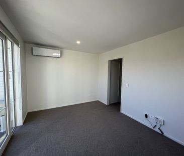 135 Nursery Road, Linwood - Photo 4