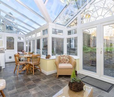 5 bedroom detached house to rent - Photo 1