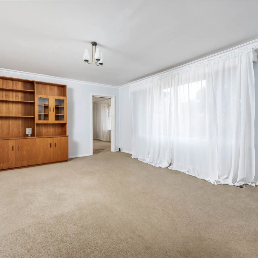 26 O'shannasay Street, Curtin. - Photo 1