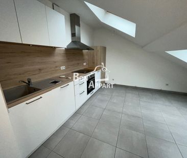 Location Appartement 3 pièces 54m² ST PRIVAT LA MONTAGNE 57855 - Photo 1