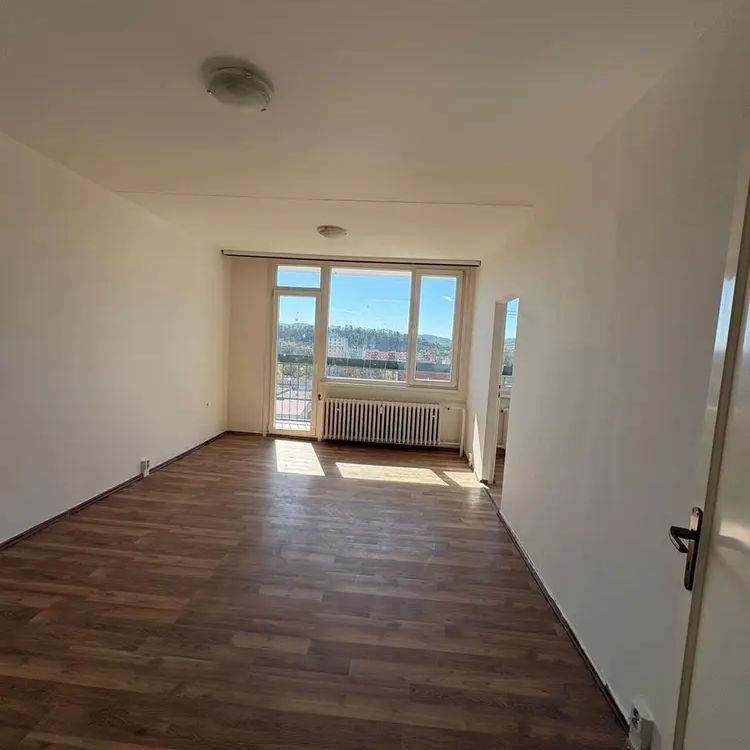 Pronájem bytu 1+1, Sídliště Za Chlumem, Bílina. - Photo 1