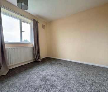 Hampshire Gardens, Wallsend, NE28 - Photo 2