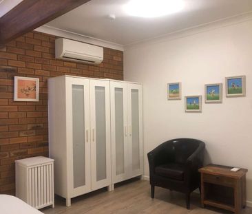 42A Romulus Street, Robertson, Qld 4109 - Photo 2