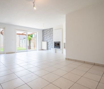 Woning te huur in Dentergem voor € 925 met 4 slaapkamers - Foto 1