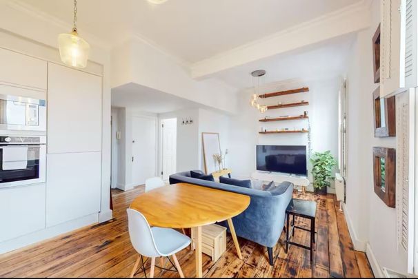 1 Bed Flat, Macaulay Road, SW4 - Photo 1