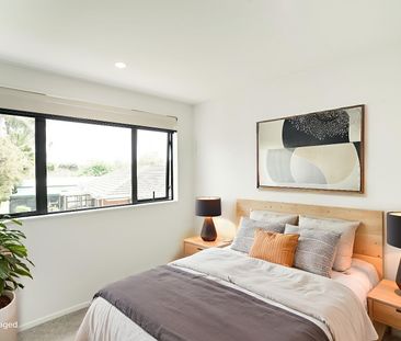 Modern Corner Townhouse - Photo 5