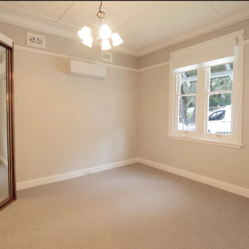 7 Milsop Street, - Photo 1