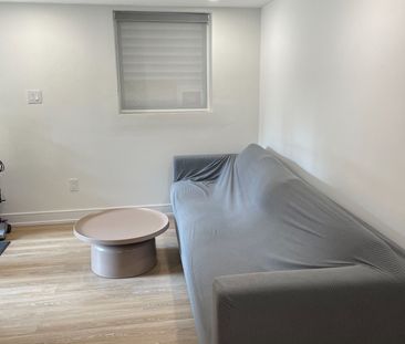 For Lease - 6 Edgewood Gardens Unit# B, Toronto, Ontario - Photo 1